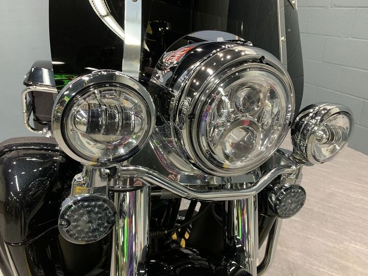 wow factor chrome hd wheels chrome forks led headlight and spots led signals