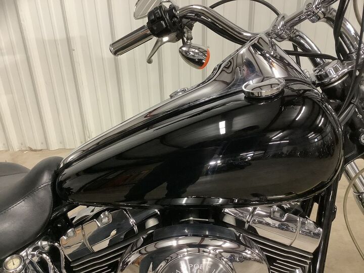 low miles vance and hines exhaust highflow chrome swingarm chrome forks