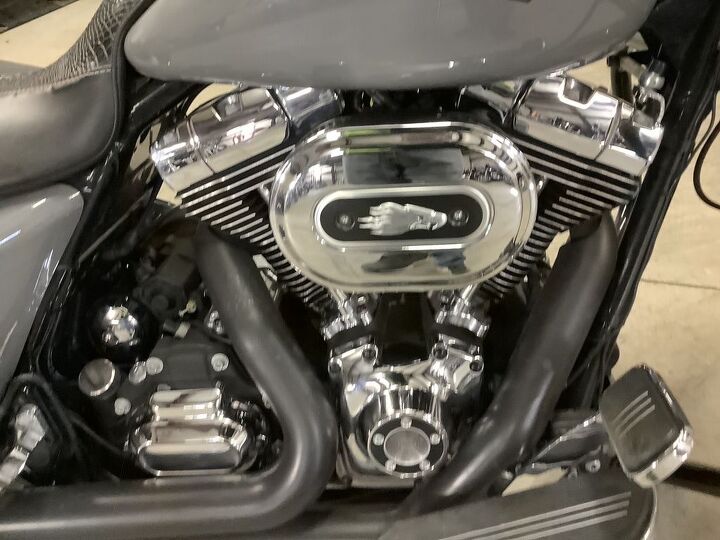 custom paint full vance and hines exhaust screamin eagle intake upgraded big