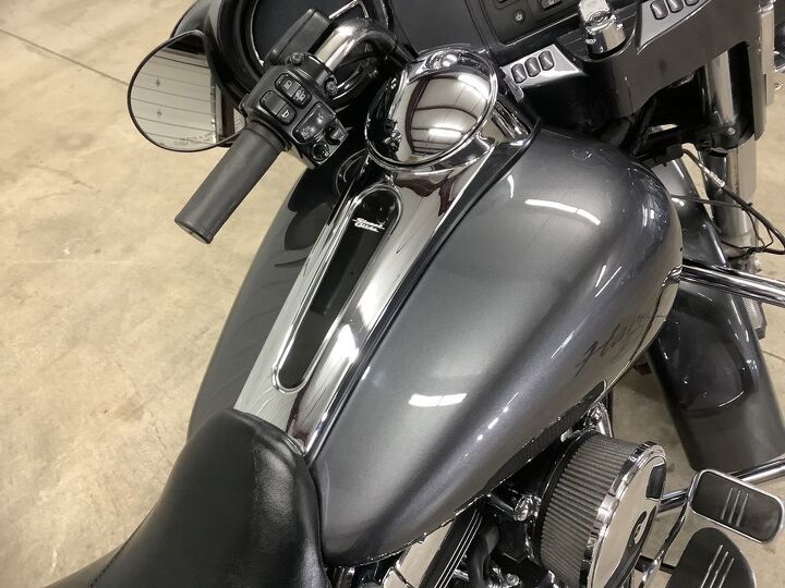 vance and hines exhaust painted inner fairing intake docking hardware led