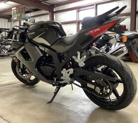 only 1 mile fuel injected super clean sport bike we can ship this for