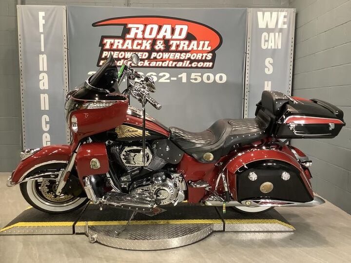 only 6050 miles vance and hines exhaust intake led headlight and spots lower
