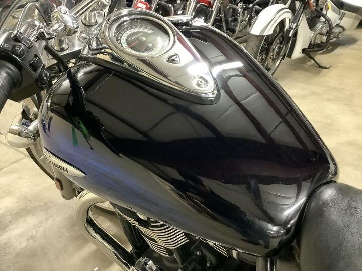 only 4741 miles great colors windshield backrest abs onboard computer new