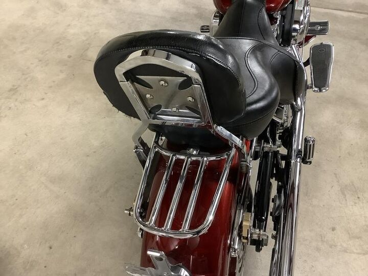 vance and hines exhaust rack backrest lightbar tour seat and new wide white