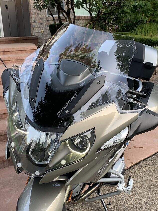2016 bmw r12009rt w 8400 miles and lots of extra s