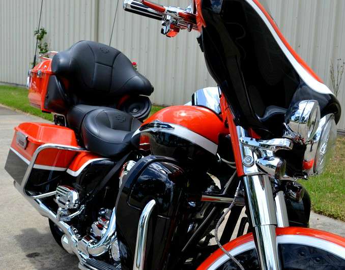 2012 flhtcuse7 cvo ultra classic electra glidethis is a pre owned
