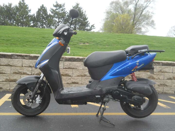 stock smooth 4 stroke budget scooter www roadtrackandtrail com