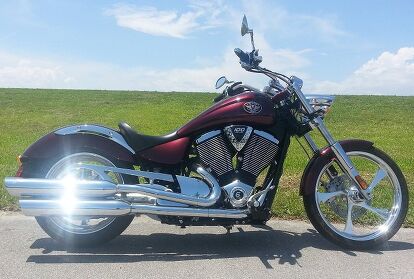 2008 Victory Vegas Low . .  ONLY 1750 Miles!!!! One Owner