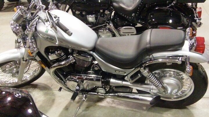 804cc v twin cruiser with teardrop tank design lightweight but with a powerplant