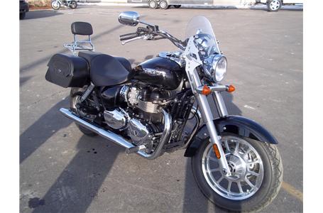 real clean 1 owner 2012 triumph america that has just over 4500 miles this bike