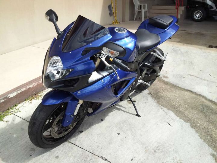 600cc super sport low miles financing available it
