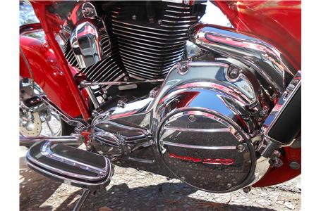 way to many extras to list custom exhaust has been added we have the cvo cover