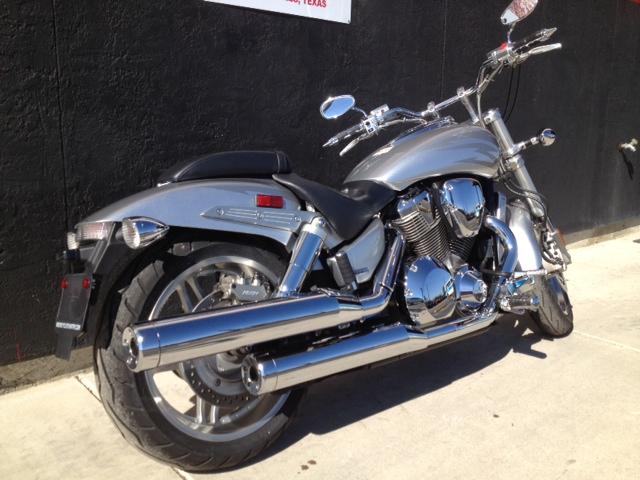 low miles super clean the most extreme production v twin cruiser