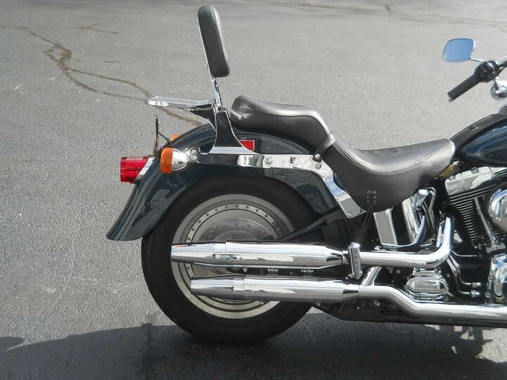 fuel injected shield pipes backrest rack highway pegs clean