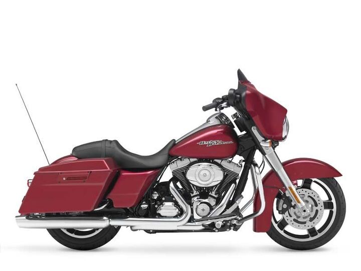beautiful motorcycle the 2012 harley davidson street glide flhx is equipped