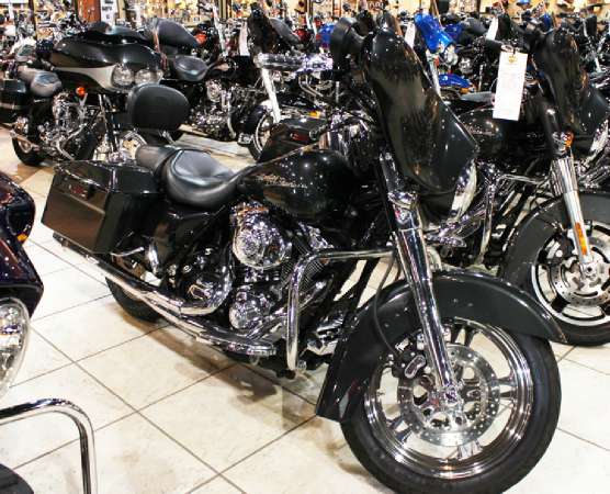 nice ride as anyone whos ridden one will tell you a harley davidson touring