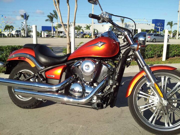 fuel injected custom 900cc only three hundred miles financing