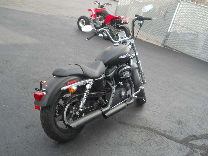 screamin eagle pipes big bars hot sporty this bike is fuel