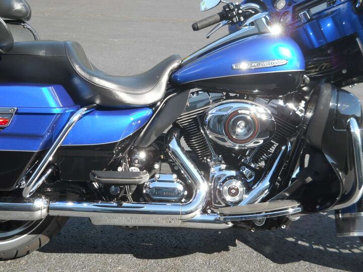 chrome frontend chrome rims wind deflectors pipes painted inner fairing