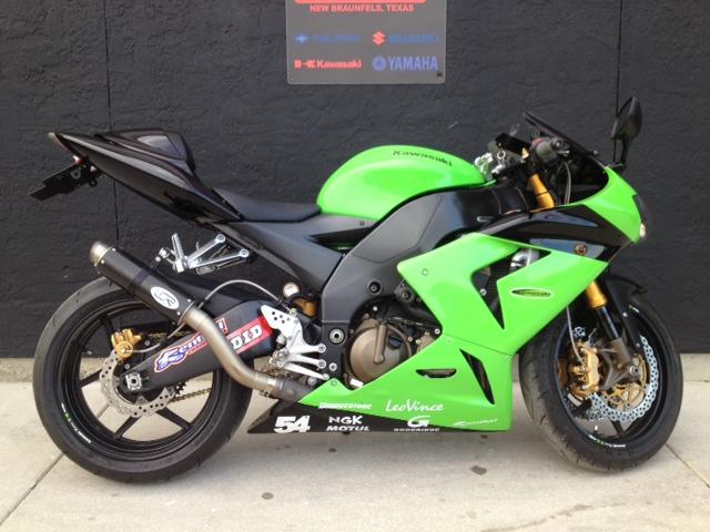 sweet bikewhen kawasaki introduced the ninja zx 10r sportbike to