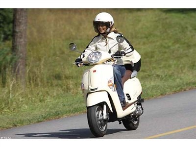 the perfect combination of classic vintage styling and kymco modern technology and