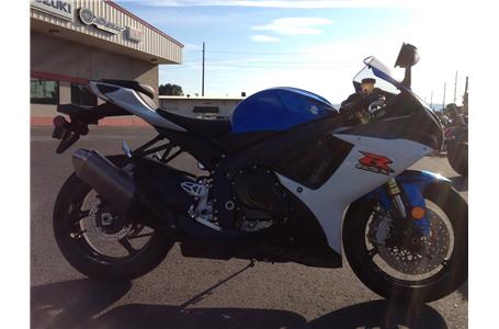 less than 2 700 miles on this good as new gsxr