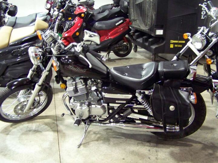 250cc commuter or starter bike with low weight and low seat height makes this