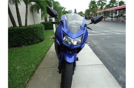 location pompano beach phone 954 785 4820 this is a beautiful blue