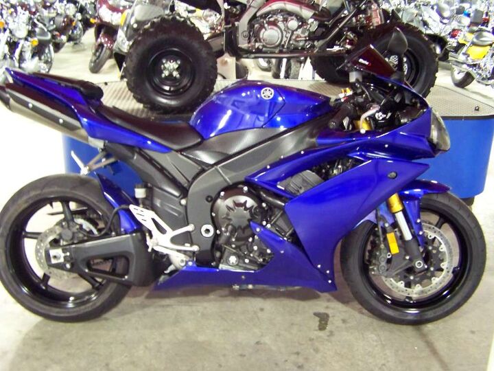 Kaoko Gasgriff-Arretierung passend für Yamaha FJR1300, YZF-R1, YZF-R6 Kaoko Gasgriff-Arretierung passend für Yamaha FJR1300, YZF-R1, YZF-R6