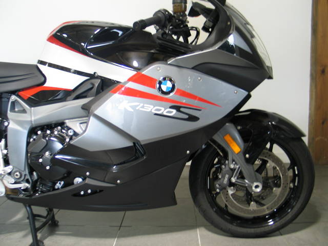 2009 bmw k1300s only 5900 miles