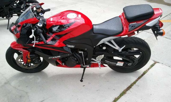 pristene condition low miles if 2007 gave any clue the cbr600rr