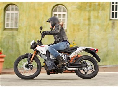 the zero xu is an innovative lightweight electric motorcycle that blends