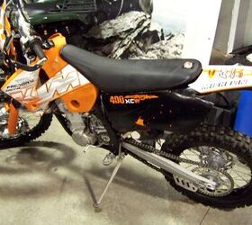 ktm s top 400cc motocucle for track or dirtktm s top 400cc