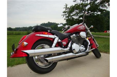 have some big bore cruiser fun on this vtx1800 it only has 4489 miles time