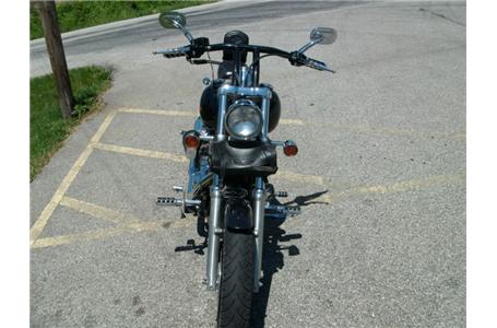 this is a very fast harley many aftermarket parts ready to cruise