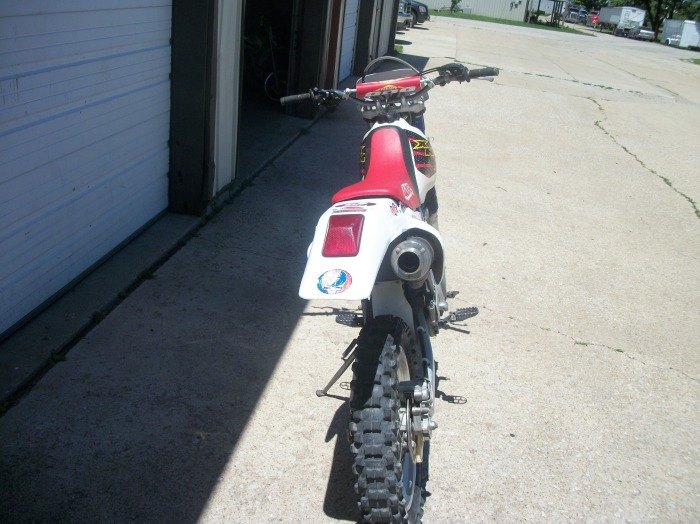 white xr400 call for details ready to sell
