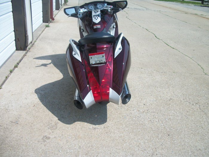 maroon victory vision with 5866 miles call for details ready to sell