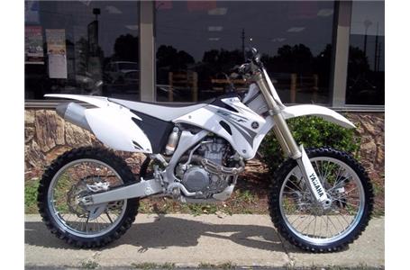 clean one owner yz450f that still has the stock decals on it runs strong and has