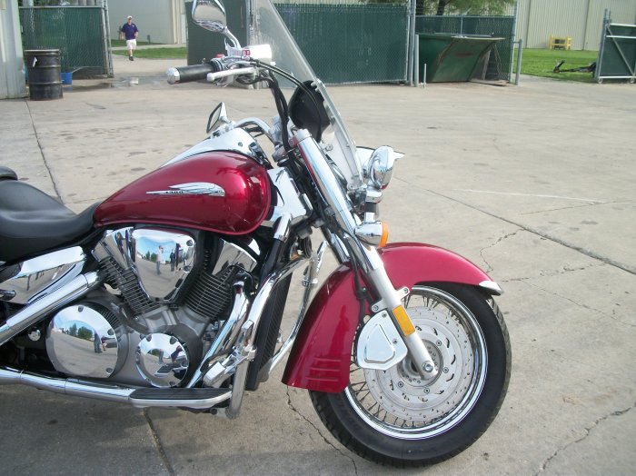 maroon vtx1300 with 36545 miles call for details ready to sell