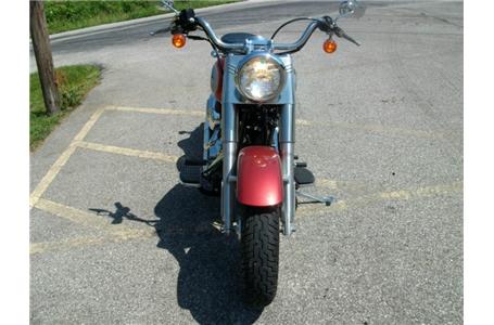 this bike has good tires vance hines exhaust runs very strong has a small scratch