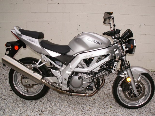 description this 2003 suzuki sv650 is in beautiful condition with