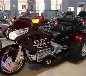 this is a freshly converted 06 gold wing 1800 with super low miles only