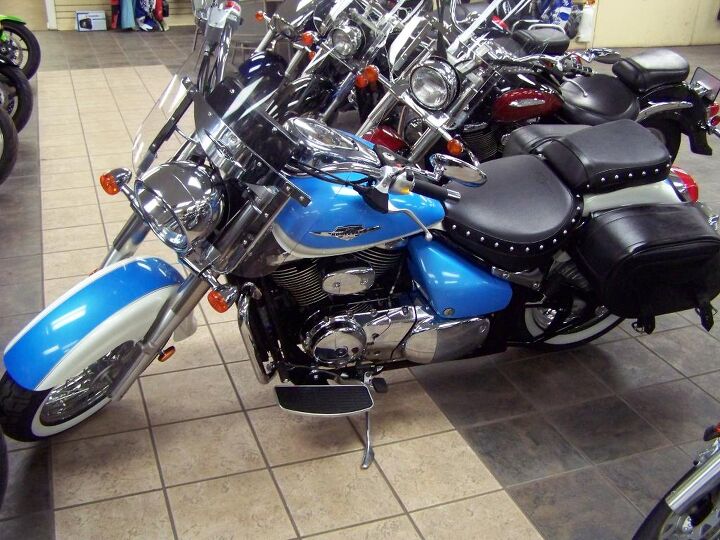 804cc v twin fuel injected workhorse plenty of torque and power for druising