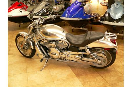 location pompano beach phone 954 785 4820 this is a 2003 harley