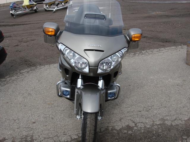 2008 honda goldwing excellent condition with extras 16000 obo