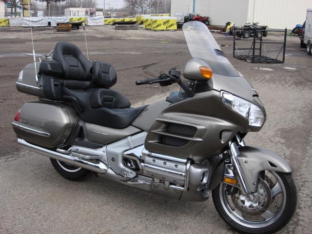 2008 honda goldwing audio package some extras excellent condition 16000 obo