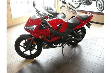 new 2009 quannon 150 in red only 2749 plus you can get 70 miles to the