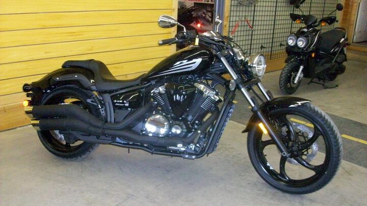2011 yamaha stryker 1400 brand new for this year call us today