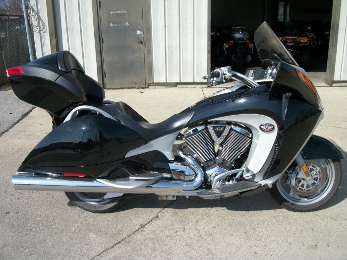 black victory vision with 2496 miles call for details ready to sell
