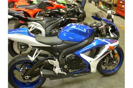 super nice gsxr with race colors price plus tax lic and doc fees cash or